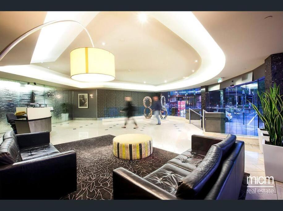 Apartment Riverview Spacious 3br2bath2car Wifipoolgym Crown