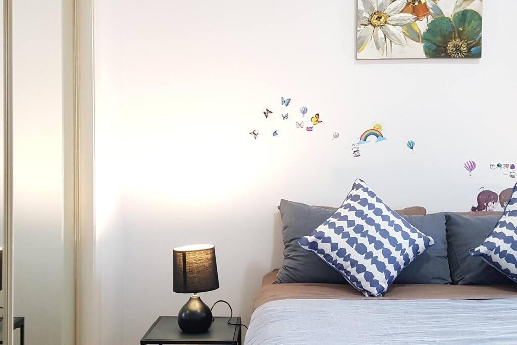 Apartment Riverview Spacious 3br2bath2car Wifipoolgym Crown Melbourne