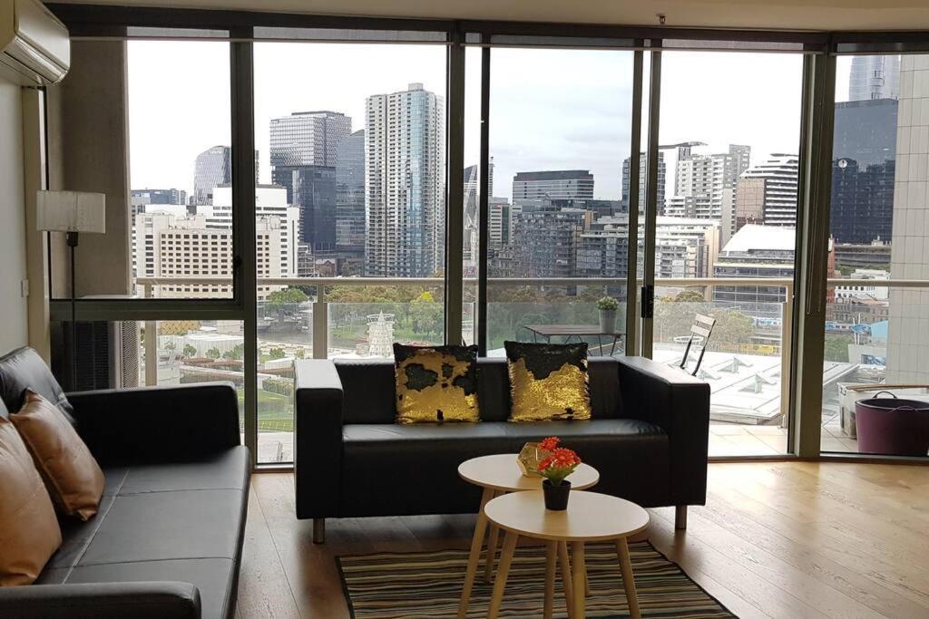 Riverview Spacious 3br2bath2car Wifipoolgym Crown Apartment *